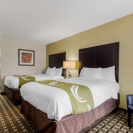 Quality Inn Акворт Екстер'єр фото