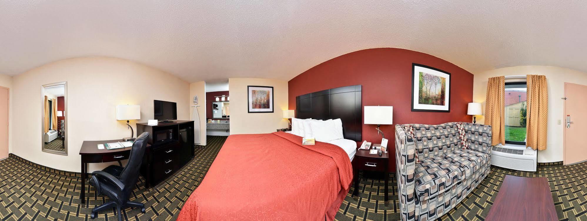 Quality Inn Акворт Екстер'єр фото